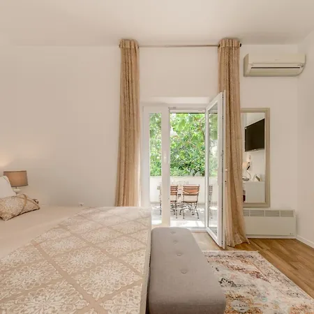 Villa Corona Split Daire