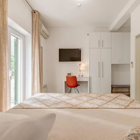 Apartment Villa Corona Split