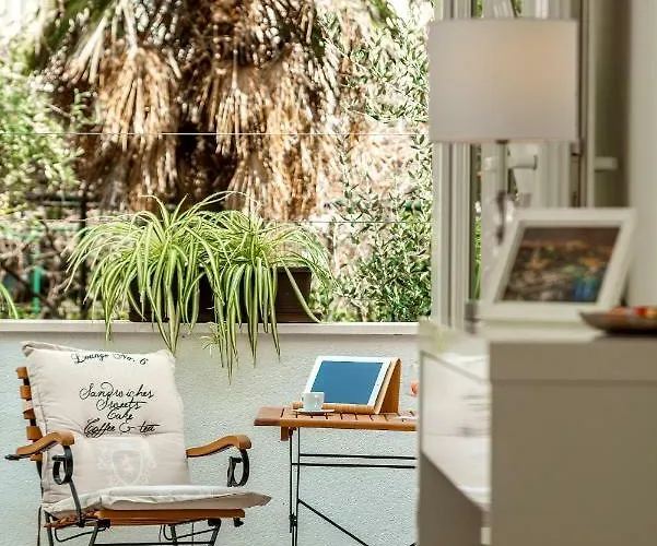 Villa Corona Split Split