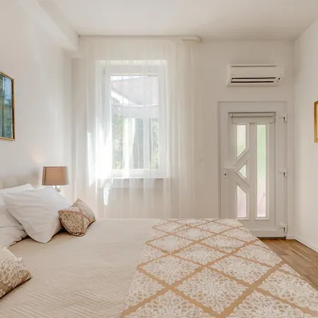 Villa Corona Split ספליט